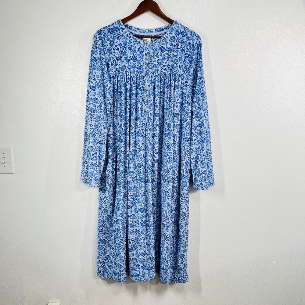 Aria Collection Nightgown 3X Plus Blue White Floral Fleece Long Sleeve Muumu - Picture 2 of 9